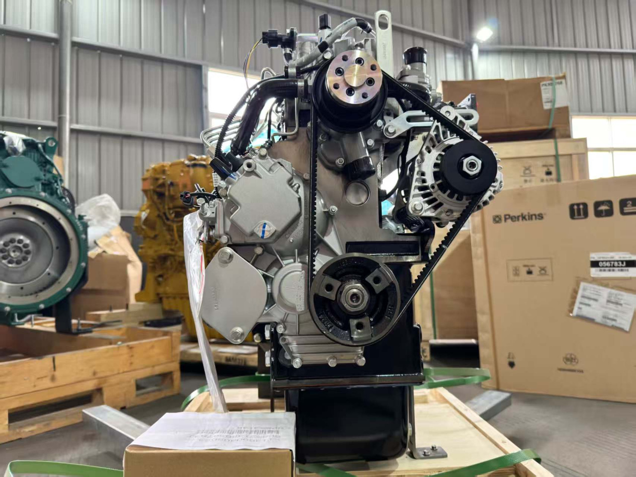 PERKINS 404D-22t - 엔진 굴착기 용 : 사진 3 PERKINS 404D-22t - 엔진 굴착기 용 : 사진 3