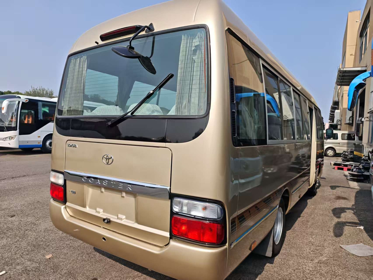 TOYOTA COASTER 23 seats - 대형 버스 : 사진 3 TOYOTA COASTER 23 seats - 대형 버스 : 사진 3