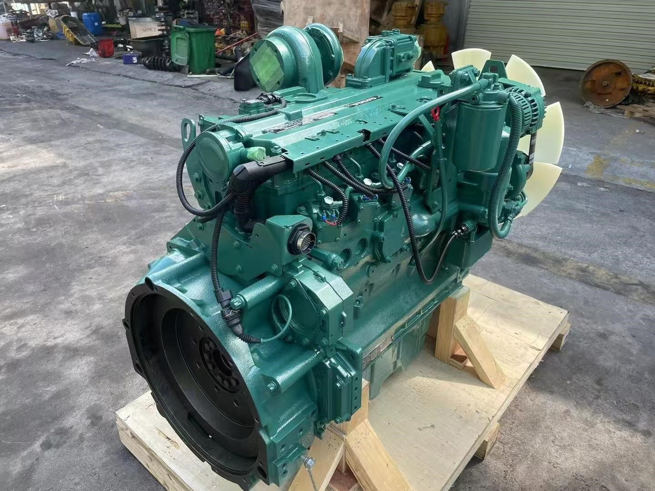 VOLVO D6D - 엔진 굴착기 용 : 사진 2 VOLVO D6D - 엔진 굴착기 용 : 사진 2