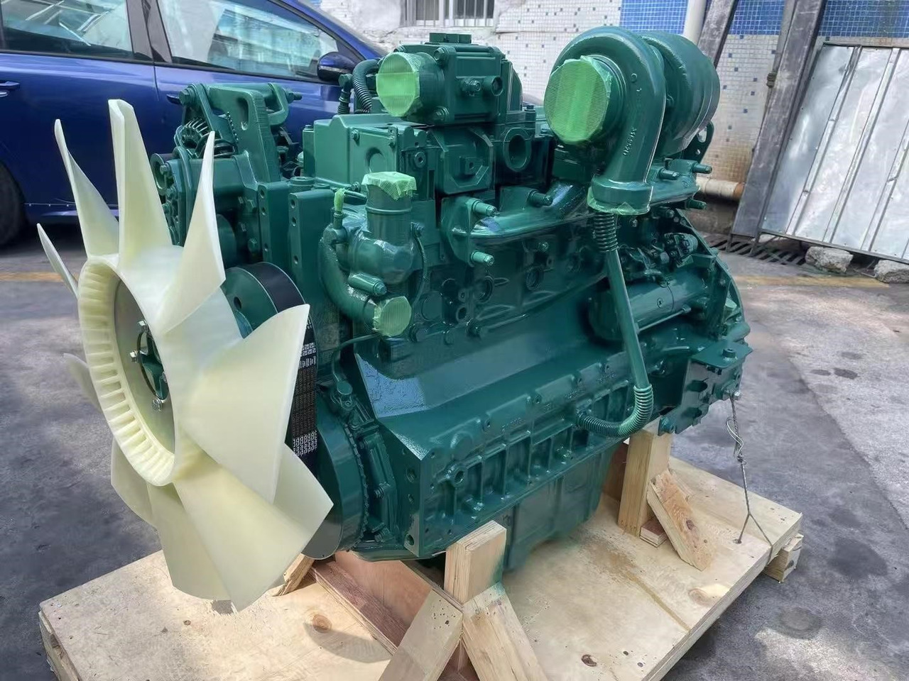 VOLVO D6D - 엔진 굴착기 용 : 사진 1 VOLVO D6D - 엔진 굴착기 용 : 사진 1