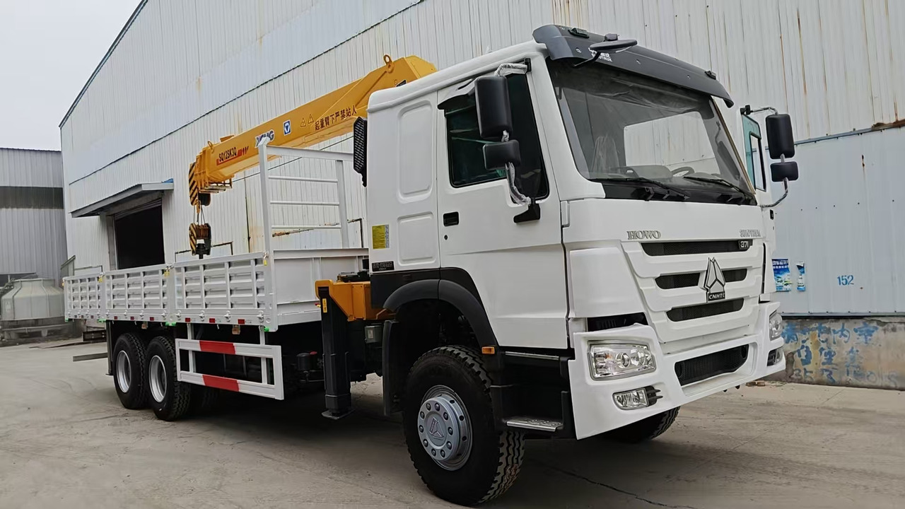 XCMG,HOWO HOWO 371 chassis,SQ12SK3Q crane truck - 크레인 트럭 : 사진 1 XCMG,HOWO HOWO 371 chassis,SQ12SK3Q crane truck - 크레인 트럭 : 사진 1