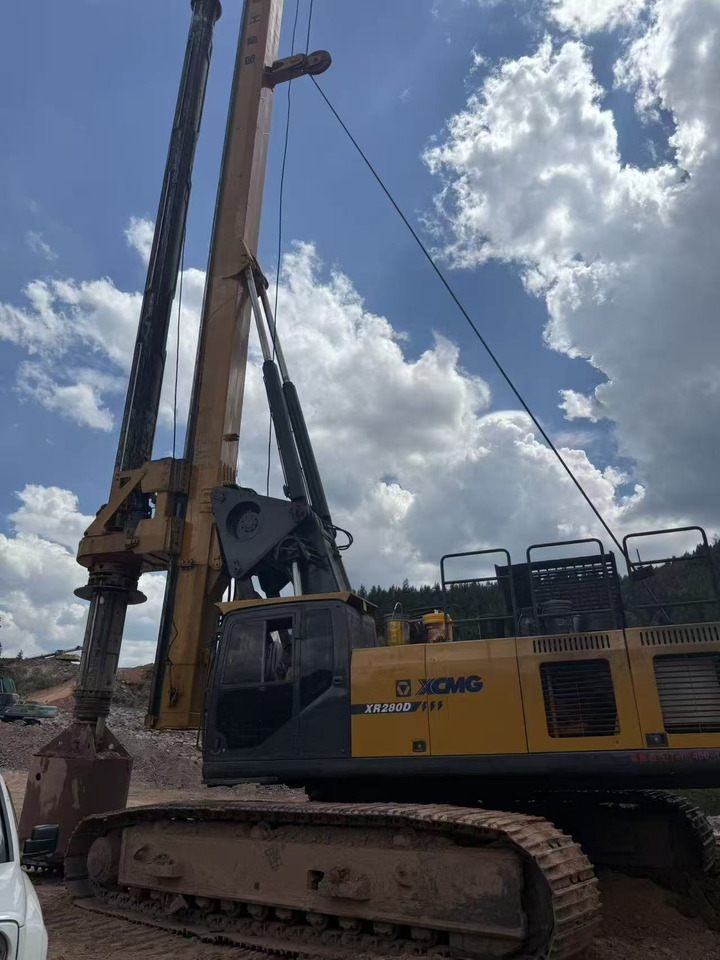XCMG XCMG XR280D - 크레인 트럭 : 사진 1 XCMG XCMG XR280D - 크레인 트럭 : 사진 1