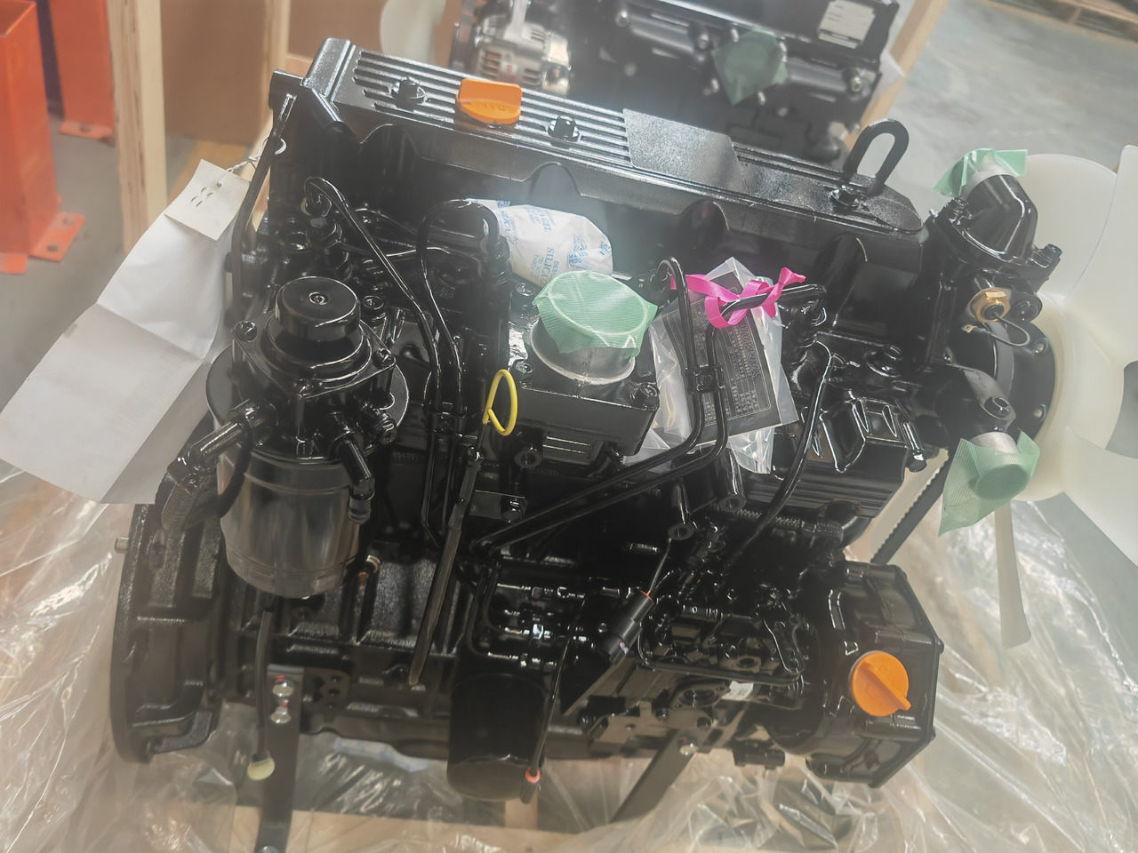 YANMAR 4TNE94 - 엔진 지게차 용 : 사진 3 YANMAR 4TNE94 - 엔진 지게차 용 : 사진 3
