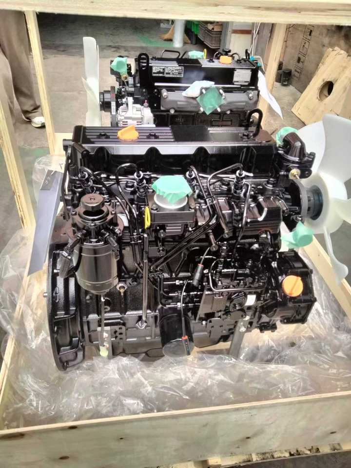 YANMAR 4TNE98 - 엔진 굴착기 용 : 사진 2 YANMAR 4TNE98 - 엔진 굴착기 용 : 사진 2