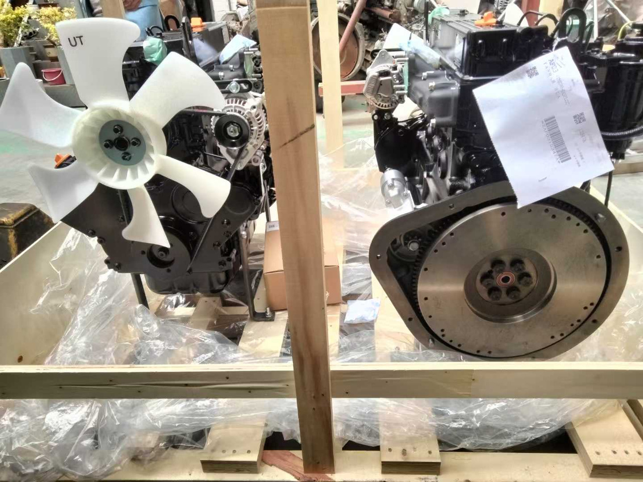 YANMAR 4TNE98 - 엔진 굴착기 용 : 사진 5 YANMAR 4TNE98 - 엔진 굴착기 용 : 사진 5