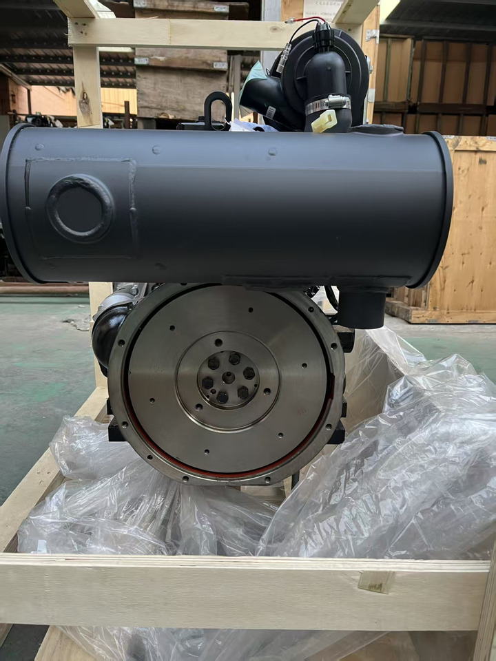 YANMAR 4TNV88 - 엔진 굴착기 용 : 사진 5 YANMAR 4TNV88 - 엔진 굴착기 용 : 사진 5