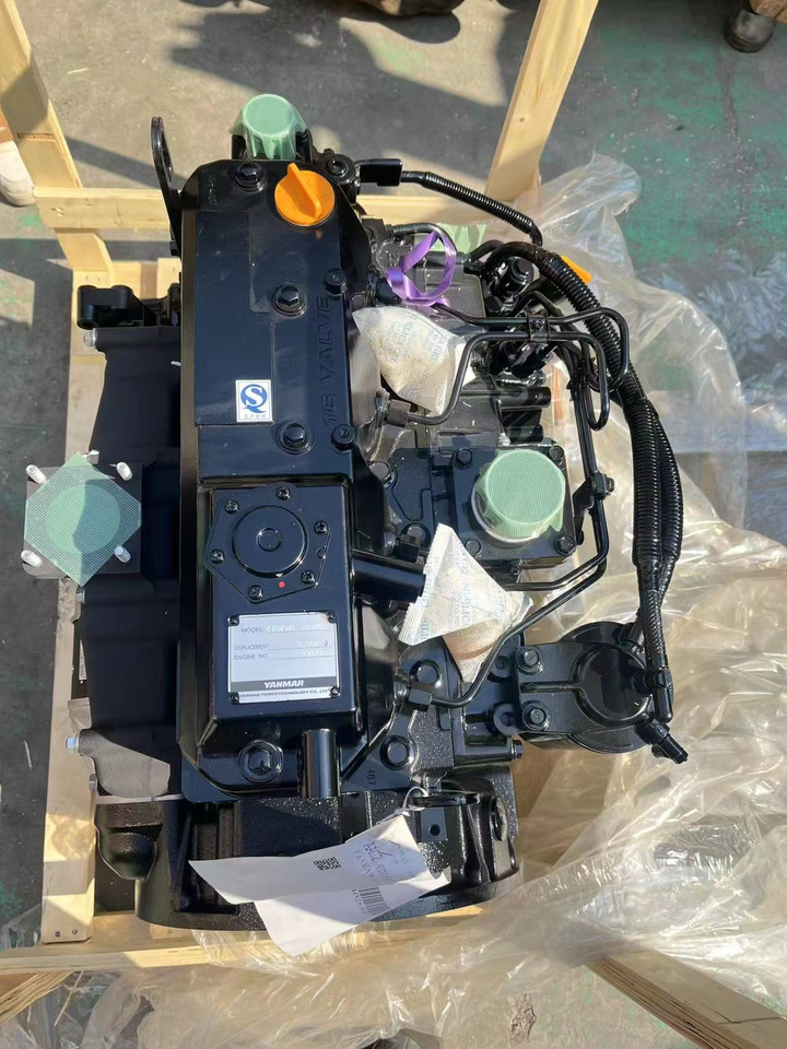 YANMAR 4TNV94L - 엔진 굴착기 용 : 사진 3 YANMAR 4TNV94L - 엔진 굴착기 용 : 사진 3