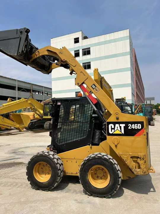 90% New Front Loader Tractor CAT 246D Skid Steer Loader / Used Cat 226B 246C 246d Mini Skid Steer Loader in Stock - 스키드 스티어 로더 : 사진 5 90% New Front Loader Tractor CAT 246D Skid Steer Loader / Used Cat 226B 246C 246d Mini Skid Steer Loader in Stock - 스키드 스티어 로더 : 사진 5