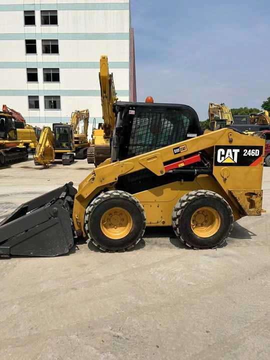90% New Front Loader Tractor CAT 246D Skid Steer Loader / Used Cat 226B 246C 246d Mini Skid Steer Loader in Stock - 스키드 스티어 로더 : 사진 2 90% New Front Loader Tractor CAT 246D Skid Steer Loader / Used Cat 226B 246C 246d Mini Skid Steer Loader in Stock - 스키드 스티어 로더 : 사진 2