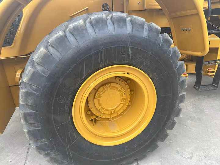98%New Loaders Cat 966H High Efficiency Wheel Loader Cat 966H Powerful Chinese Made Front Loader Road Machine - 휠 로더 : 사진 5 98%New Loaders Cat 966H High Efficiency Wheel Loader Cat 966H Powerful Chinese Made Front Loader Road Machine - 휠 로더 : 사진 5