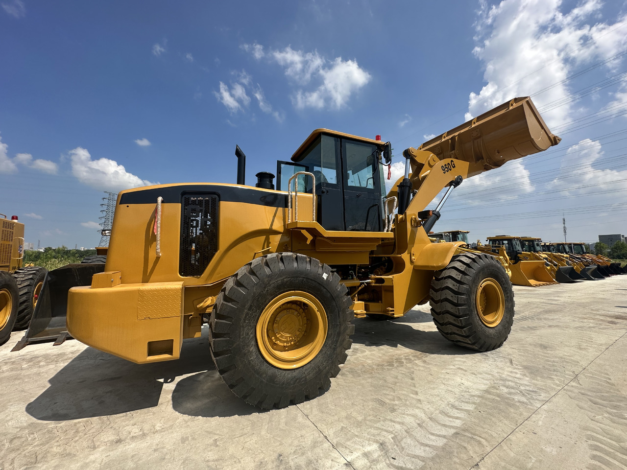 BACKHOE LOADER Used High Quality CAT 950G Wheel Loader on Hot Sale CAT in Stock for Sale - 건설기계 : 사진 1 BACKHOE LOADER Used High Quality CAT 950G Wheel Loader on Hot Sale CAT in Stock for Sale - 건설기계 : 사진 1