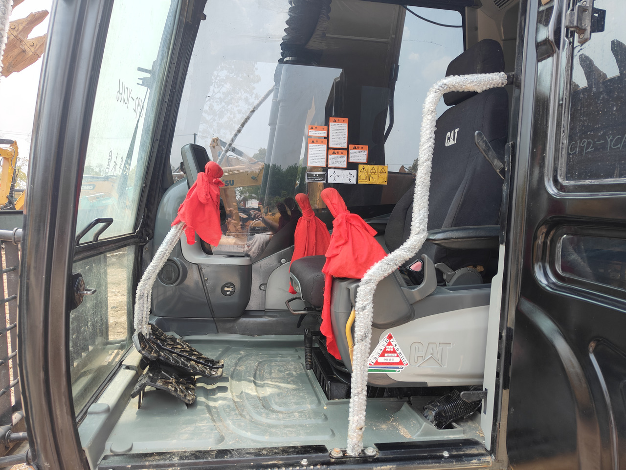 CATERPILLAR Used Excavator 312D CAT High Quality - 크롤러 굴삭기 : 사진 4 CATERPILLAR Used Excavator 312D CAT High Quality - 크롤러 굴삭기 : 사진 4
