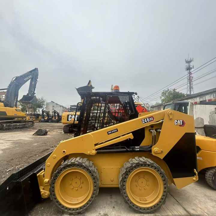 High Quality Used Cat 246D3 Excavator with Low Working Hours and Best Price Used Cat 246D3 Machine with Cheap Price for Sale - 스키드 스티어 로더 : 사진 1 High Quality Used Cat 246D3 Excavator with Low Working Hours and Best Price Used Cat 246D3 Machine with Cheap Price for Sale - 스키드 스티어 로더 : 사진 1
