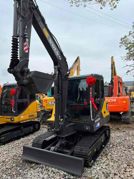 High Quality Used Volvo EC60D Excavator for Sale 6 Ton Compact Machine, Excellent Condition, Ready for Work! - 크롤러 굴삭기 : 사진 3 High Quality Used Volvo EC60D Excavator for Sale 6 Ton Compact Machine, Excellent Condition, Ready for Work! - 크롤러 굴삭기 : 사진 3