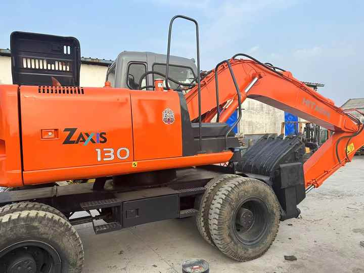 Hot Sale! Used Hitachi ZX130 Wheel Excavator |Excellent Condition| Best Price | Perfect for Construction & Road Projects - 굴착기 : 사진 3 Hot Sale! Used Hitachi ZX130 Wheel Excavator |Excellent Condition| Best Price | Perfect for Construction & Road Projects - 굴착기 : 사진 3