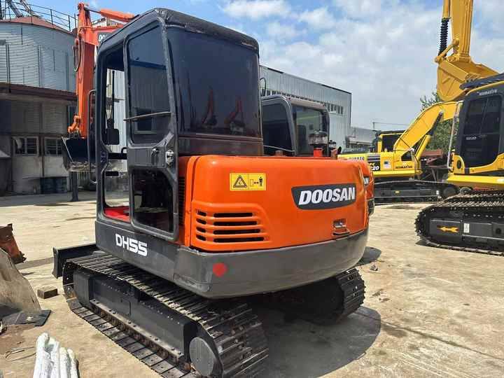 Low Shipping  Used Excavator Doosan DH55 Good Condition with Low Hours - 크롤러 굴삭기 : 사진 3 Low Shipping  Used Excavator Doosan DH55 Good Condition with Low Hours - 크롤러 굴삭기 : 사진 3