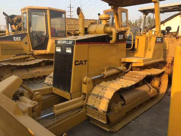 Mini CAT Bulldozer D3c D3 D3k D3m D4h D4m D4k D5h D5g D5k D5m Used Bulldozer with Ripper for Sale - 불도저 : 사진 4 Mini CAT Bulldozer D3c D3 D3k D3m D4h D4m D4k D5h D5g D5k D5m Used Bulldozer with Ripper for Sale - 불도저 : 사진 4