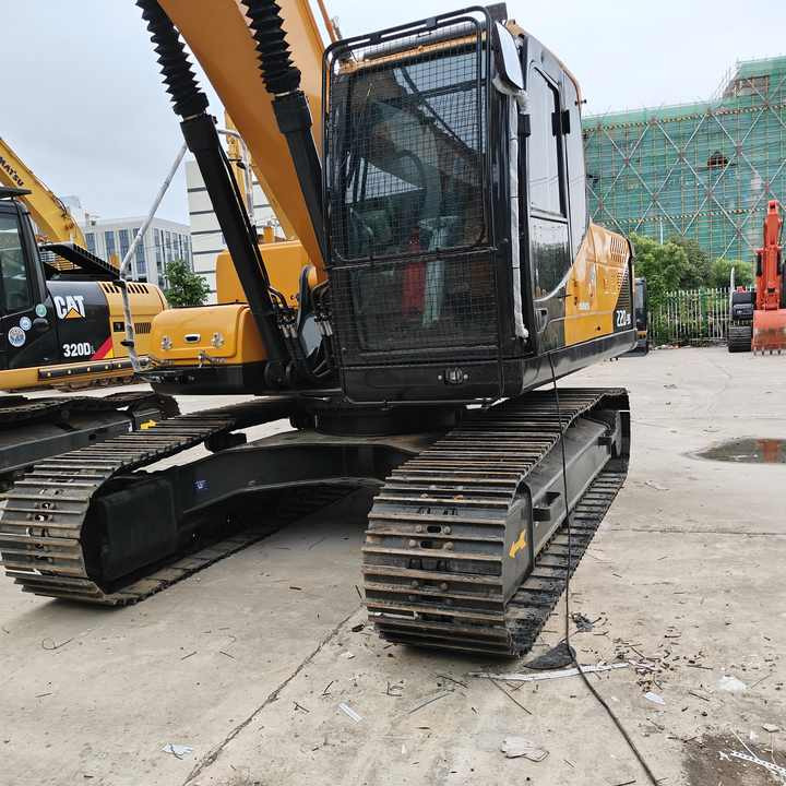 South Korea Low Price Hyundai 220lc-9s Excavator Hyundai 22ton Excavator Hot Sale - 크롤러 굴삭기 : 사진 5 South Korea Low Price Hyundai 220lc-9s Excavator Hyundai 22ton Excavator Hot Sale - 크롤러 굴삭기 : 사진 5