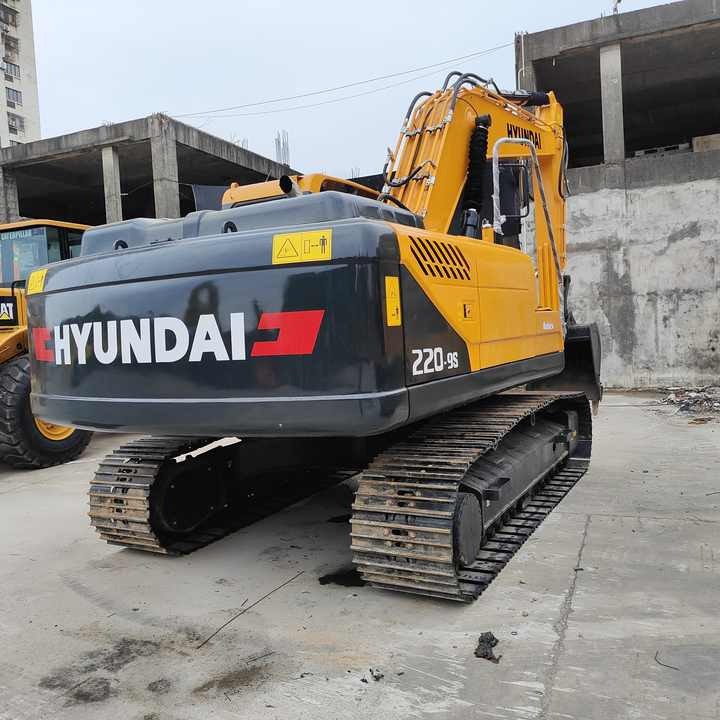South Korea Low Price Hyundai 220lc-9s Excavator Hyundai 22ton Excavator Hot Sale - 크롤러 굴삭기 : 사진 3 South Korea Low Price Hyundai 220lc-9s Excavator Hyundai 22ton Excavator Hot Sale - 크롤러 굴삭기 : 사진 3