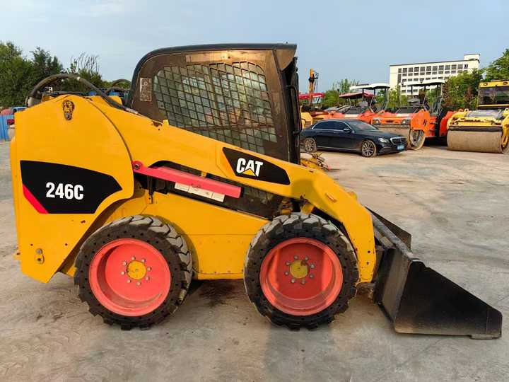 Used Caterpillar 246c Skid Steer in Stock for Sale 100% Original Caterpillar 246c 246d Skid Steer - 스키드 스티어 로더 : 사진 5 Used Caterpillar 246c Skid Steer in Stock for Sale 100% Original Caterpillar 246c 246d Skid Steer - 스키드 스티어 로더 : 사진 5