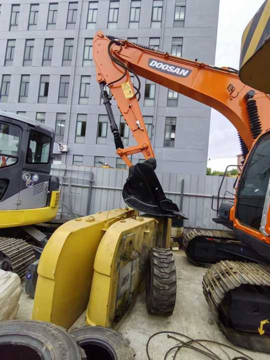 Used Digger DOOSAN DX140 Construction Machinery Construction Digger Used DOOSAN DX140 Cheap Excavator - 크롤러 굴삭기 : 사진 5 Used Digger DOOSAN DX140 Construction Machinery Construction Digger Used DOOSAN DX140 Cheap Excavator - 크롤러 굴삭기 : 사진 5