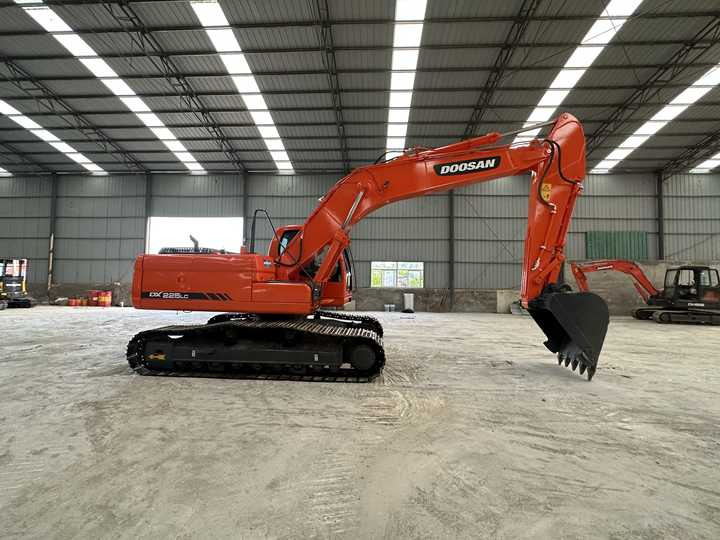 Used Digger Doosan DX225LC-9T Construction Machinery Construction Digger Used Doosan DX225LC-9T Cheap Excavator - 크롤러 굴삭기 : 사진 4 Used Digger Doosan DX225LC-9T Construction Machinery Construction Digger Used Doosan DX225LC-9T Cheap Excavator - 크롤러 굴삭기 : 사진 4