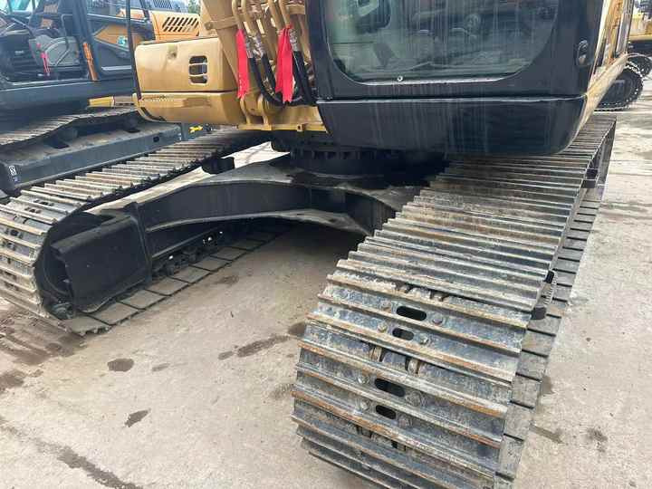 Used Excavator CAT 320C Second Hand Highly Competitive Digging Machine 325C 330C for Sale - 크롤러 굴삭기 : 사진 4 Used Excavator CAT 320C Second Hand Highly Competitive Digging Machine 325C 330C for Sale - 크롤러 굴삭기 : 사진 4