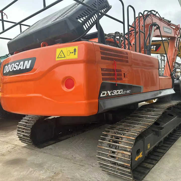 Used Excavator Doosan DX300 Excavators Mini Equipment Earth Moving Machinery Doosan Digger Excavator for Sale - 크롤러 굴삭기 : 사진 2 Used Excavator Doosan DX300 Excavators Mini Equipment Earth Moving Machinery Doosan Digger Excavator for Sale - 크롤러 굴삭기 : 사진 2