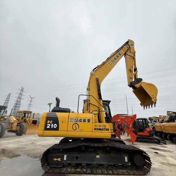 Used Good Quality Japan Original PC210-8 in Good Condition PC210-8 Komatsu - 크롤러 굴삭기 : 사진 3 Used Good Quality Japan Original PC210-8 in Good Condition PC210-8 Komatsu - 크롤러 굴삭기 : 사진 3