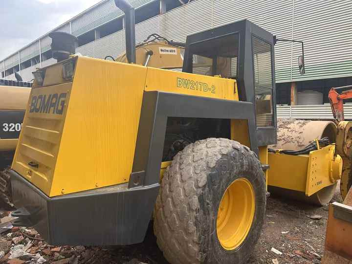 Used Heavy Construction Equipment BW217D Second Hand Road Rollers Used Machine Hot Sale - 압축기 : 사진 5 Used Heavy Construction Equipment BW217D Second Hand Road Rollers Used Machine Hot Sale - 압축기 : 사진 5