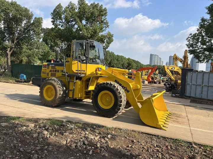 Used komatsu Wa320-3 Wheel Loader Second Hand Machine Popular Brand komatsu Hydraulic Machinery - 휠 로더 : 사진 2 Used komatsu Wa320-3 Wheel Loader Second Hand Machine Popular Brand komatsu Hydraulic Machinery - 휠 로더 : 사진 2