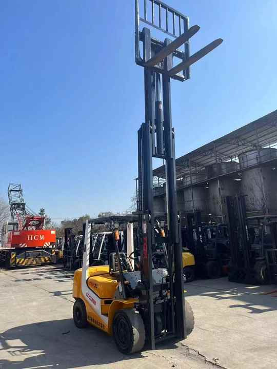 Very Good Condition and Cheap Price 3 Tonne TCM Forklift Run Performance TCM30 Forklift for Sale - 지게차 : 사진 3 Very Good Condition and Cheap Price 3 Tonne TCM Forklift Run Performance TCM30 Forklift for Sale - 지게차 : 사진 3