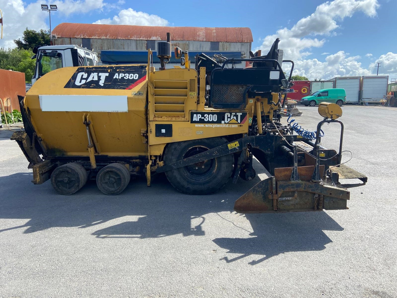 CATERPILLAR AP300 - 굴착기 : 사진 1 CATERPILLAR AP300 - 굴착기 : 사진 1