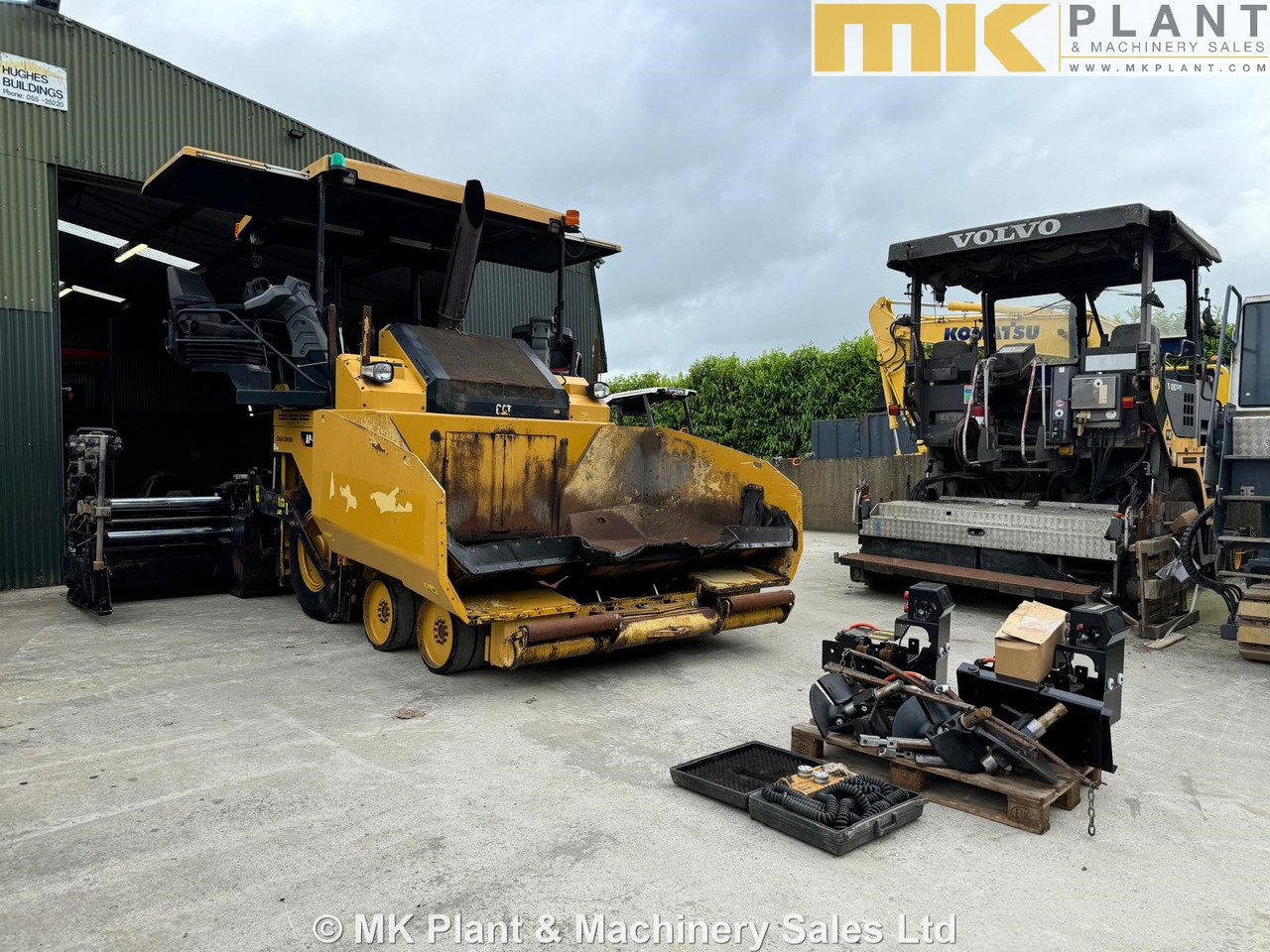 CATERPILLAR AP500F - 아스팔트 포장기 : 사진 1 CATERPILLAR AP500F - 아스팔트 포장기 : 사진 1