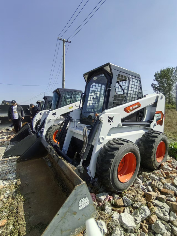 BOBCAT S590 - 스키드 스티어 로더 : 사진 1 BOBCAT S590 - 스키드 스티어 로더 : 사진 1