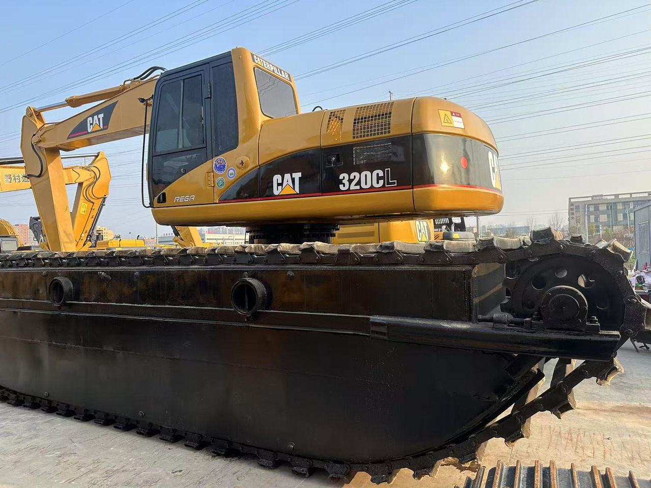 CATERPILLAR 320C Amphibious excavator - 수륙양용 굴착기 : 사진 1 CATERPILLAR 320C Amphibious excavator - 수륙양용 굴착기 : 사진 1