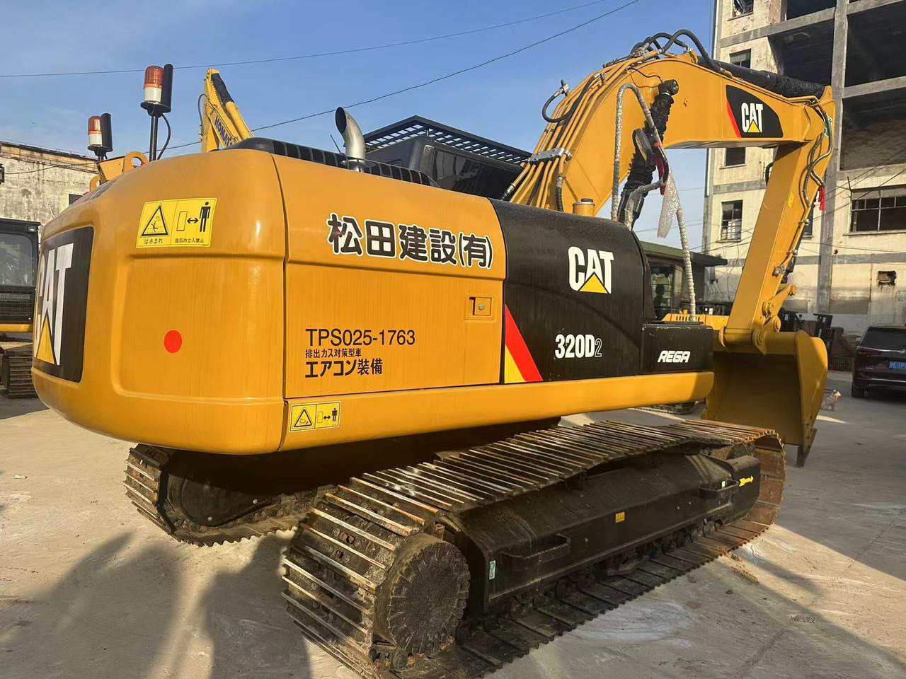 CATERPILLAR 320D - 크롤러 굴삭기 : 사진 4 CATERPILLAR 320D - 크롤러 굴삭기 : 사진 4
