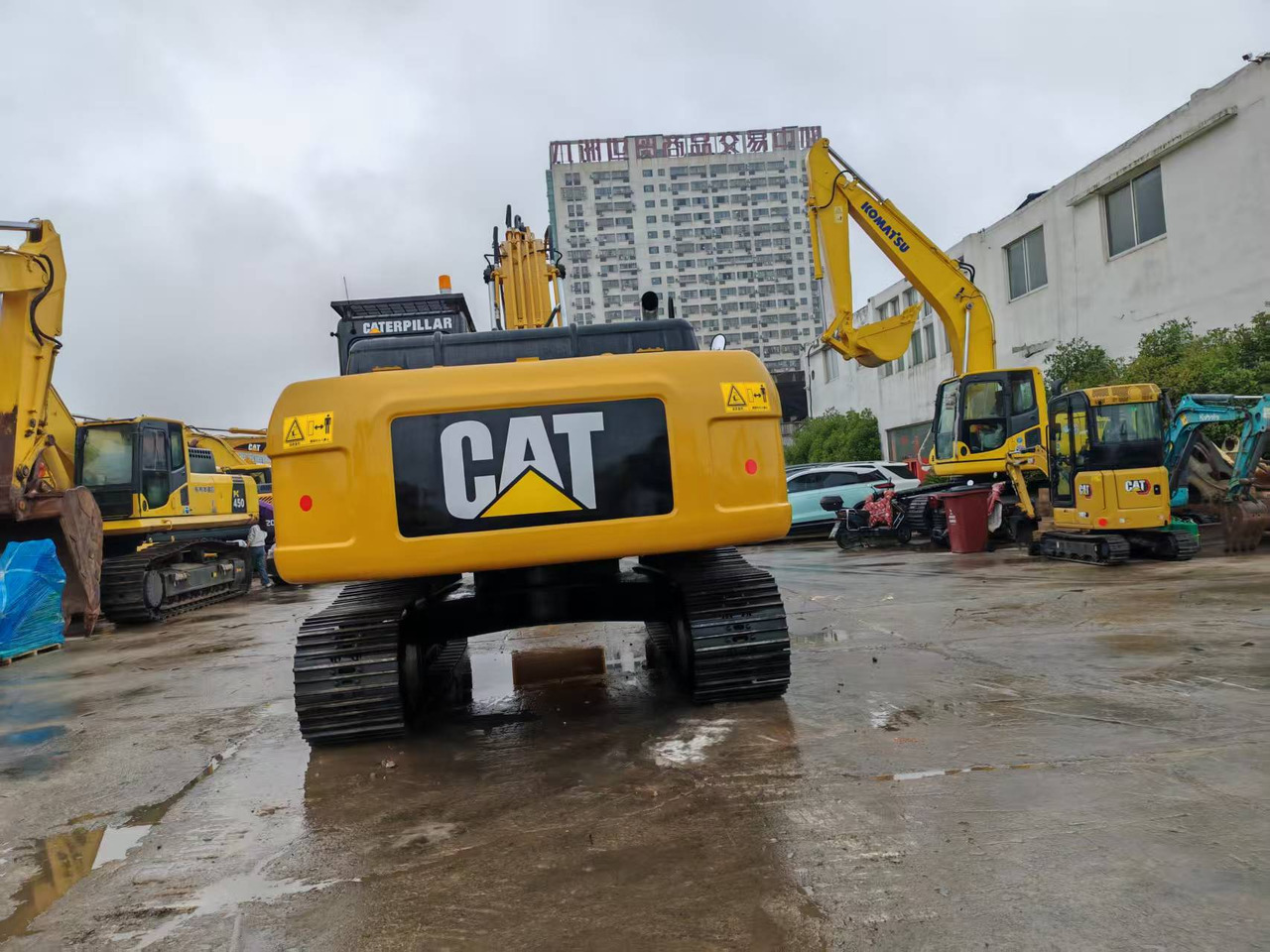 CATERPILLAR 325D - 크롤러 굴삭기 : 사진 3 CATERPILLAR 325D - 크롤러 굴삭기 : 사진 3