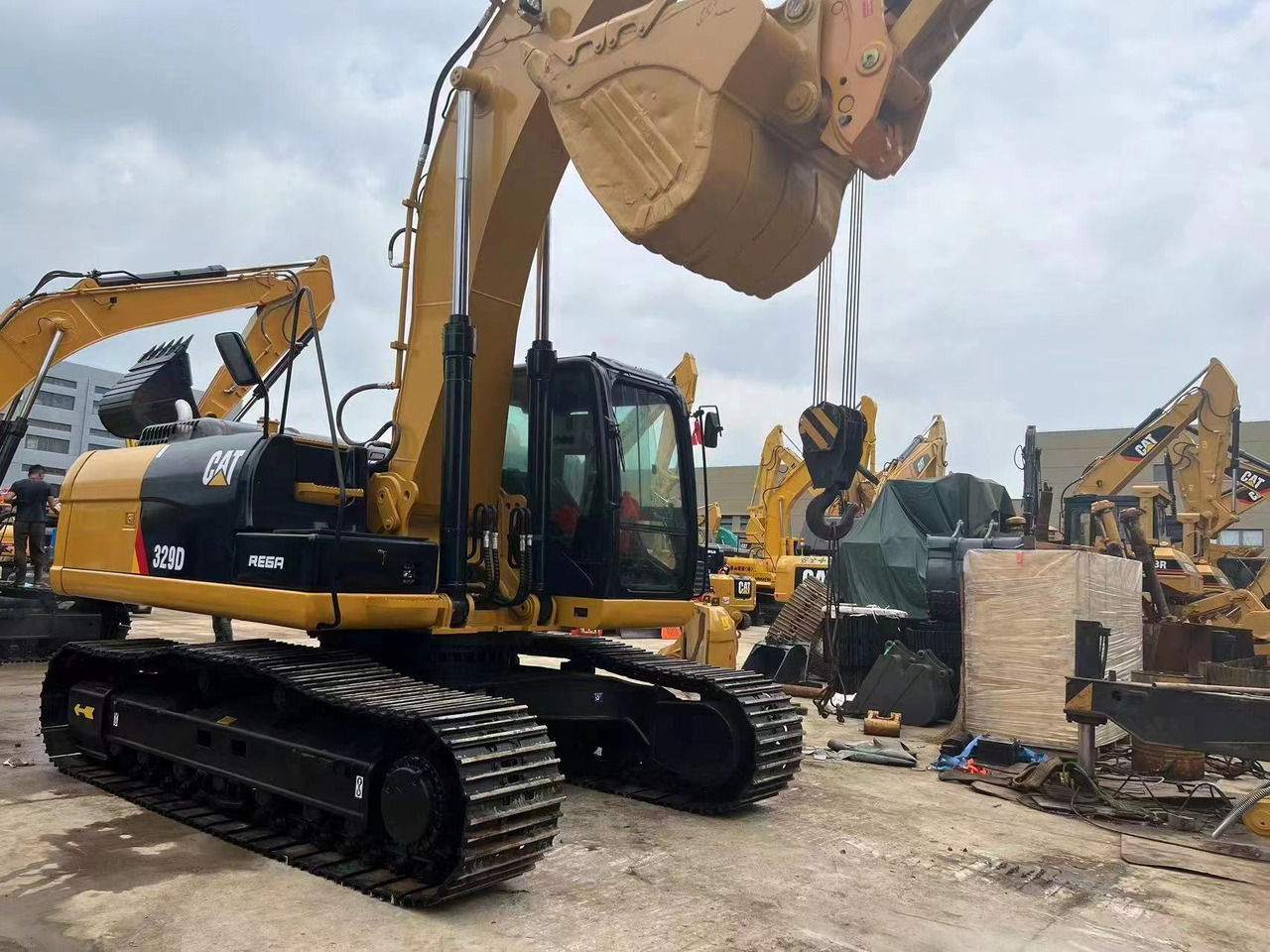 CATERPILLAR 329D - 크롤러 굴삭기 : 사진 3 CATERPILLAR 329D - 크롤러 굴삭기 : 사진 3
