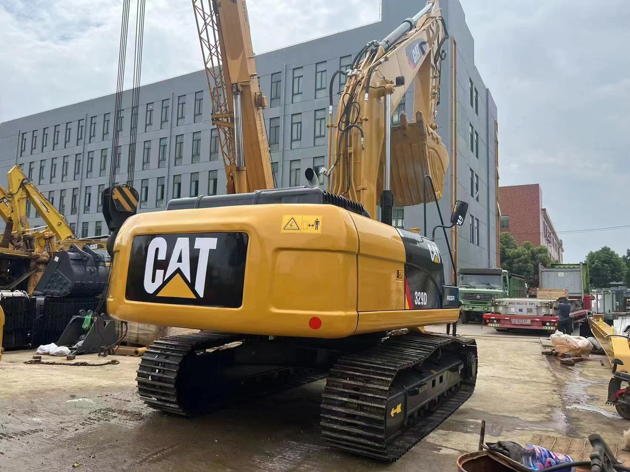 CATERPILLAR 329D - 크롤러 굴삭기 : 사진 2 CATERPILLAR 329D - 크롤러 굴삭기 : 사진 2