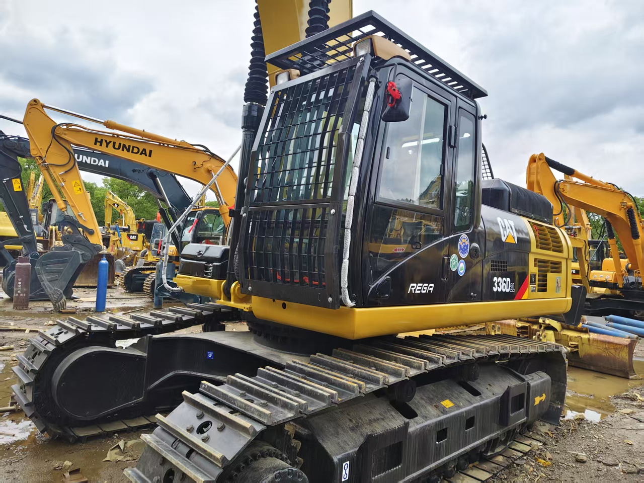 CATERPILLAR 336D2 - 크롤러 굴삭기 : 사진 3 CATERPILLAR 336D2 - 크롤러 굴삭기 : 사진 3