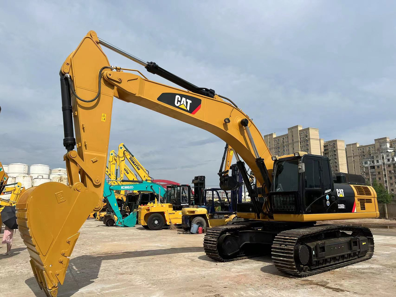 CATERPILLAR 336D - 크롤러 굴삭기 : 사진 2 CATERPILLAR 336D - 크롤러 굴삭기 : 사진 2