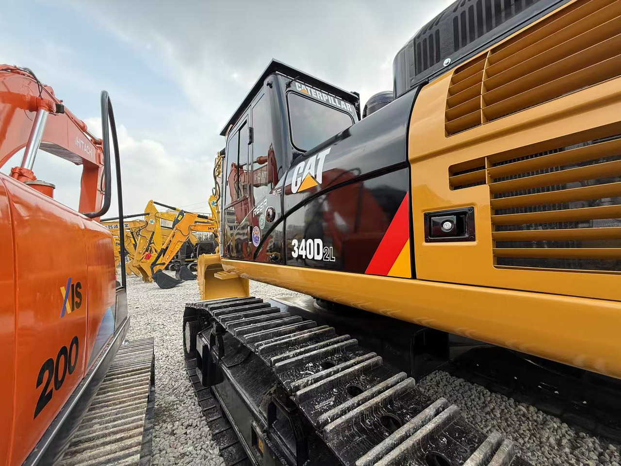 CATERPILLAR 340D2 - 크롤러 굴삭기 : 사진 2 CATERPILLAR 340D2 - 크롤러 굴삭기 : 사진 2