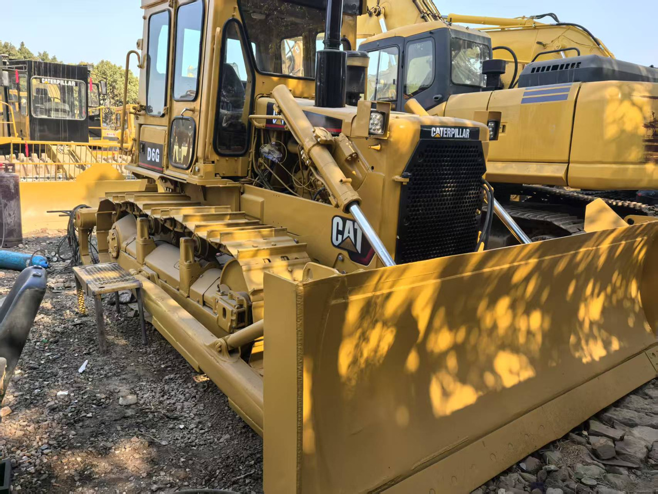 CATERPILLAR D6G - 불도저 : 사진 3 CATERPILLAR D6G - 불도저 : 사진 3