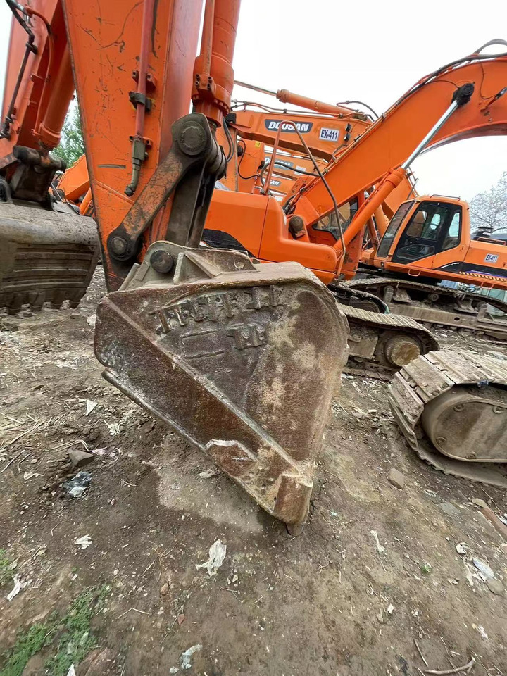 DOOSAN DH300LC-7 - 크롤러 굴삭기 : 사진 4 DOOSAN DH300LC-7 - 크롤러 굴삭기 : 사진 4