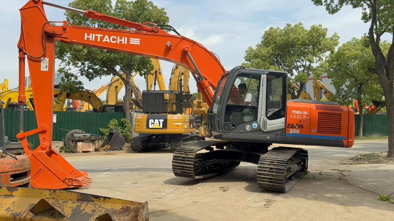 HITACHI ZX200 - 크롤러 굴삭기 : 사진 5 HITACHI ZX200 - 크롤러 굴삭기 : 사진 5
