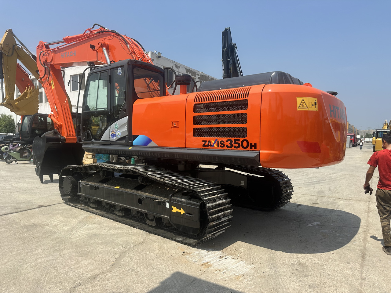 HITACHI ZX350H-5G - 크롤러 굴삭기 : 사진 3 HITACHI ZX350H-5G - 크롤러 굴삭기 : 사진 3
