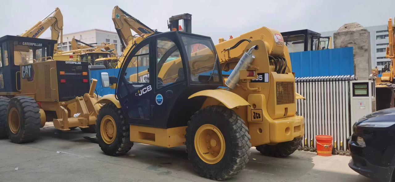 JCB 535 - 텔레스코픽 핸들러 : 사진 3 JCB 535 - 텔레스코픽 핸들러 : 사진 3