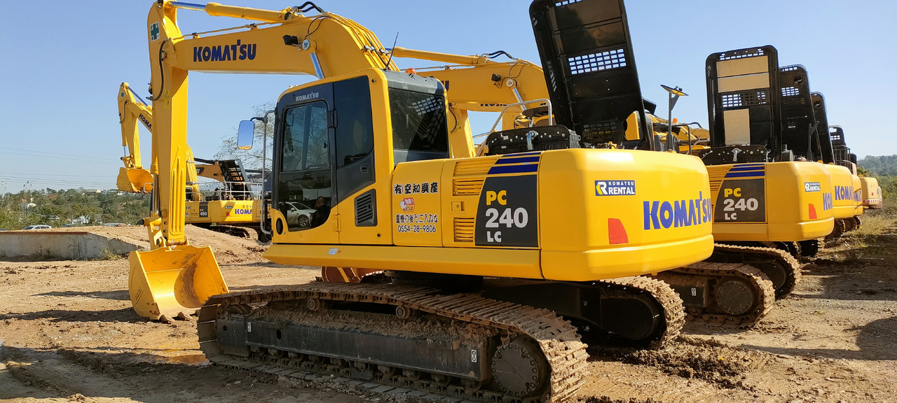 KOMATSU PC240-8 - 크롤러 굴삭기 : 사진 1 KOMATSU PC240-8 - 크롤러 굴삭기 : 사진 1