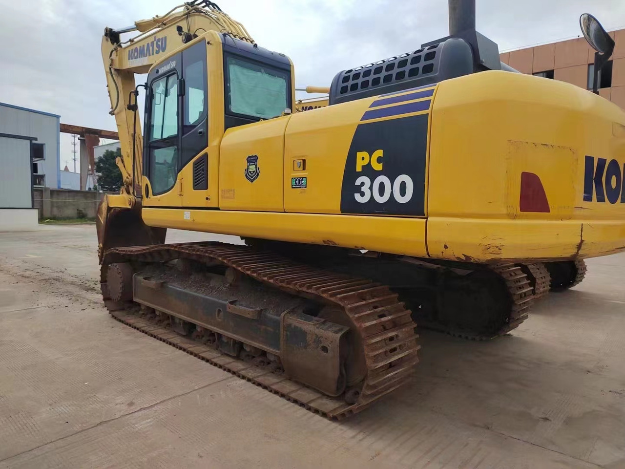 KOMATSU PC300-8 - 크롤러 굴삭기 : 사진 2 KOMATSU PC300-8 - 크롤러 굴삭기 : 사진 2